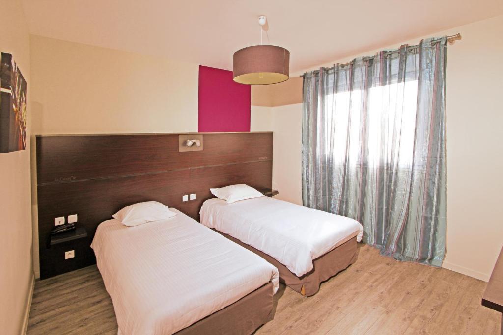 Hotel-Restaurant La Caborne Limonest Ngoại thất bức ảnh